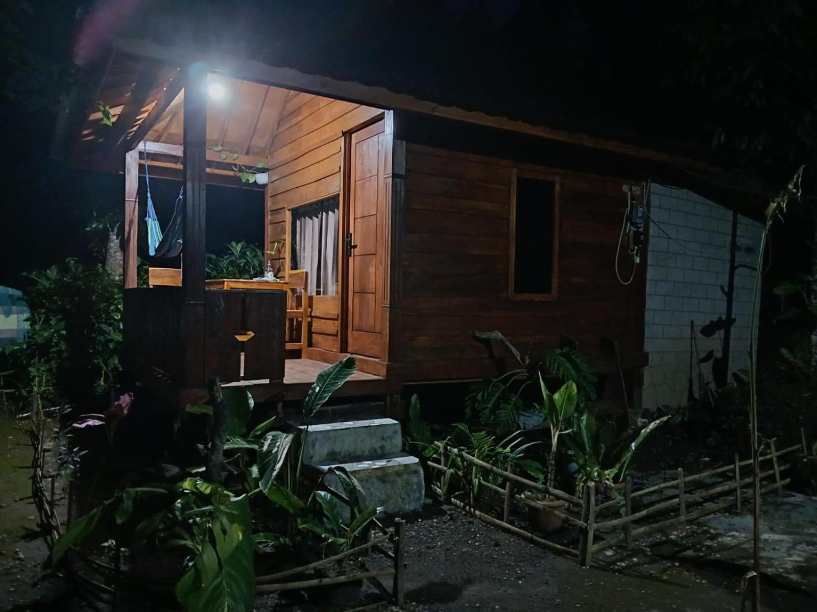 My Home Tetebatu Exterior photo